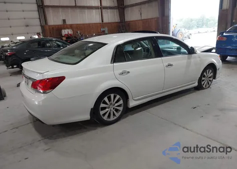 2011 Toyota Avalon Limited из США, поврежденный, VIN 4T1BK3DB5BU384042